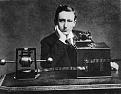 Clicca sull'immagine per ingrandirla. 

Nome:   Marconi 22 anni con la cassettina nera.jpg 
Visite: 306 
Dimensione: 285.4 KB 
ID: 95112